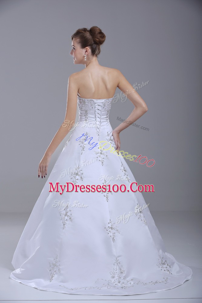 Glorious White Sleeveless Beading Lace Up Wedding Dresses