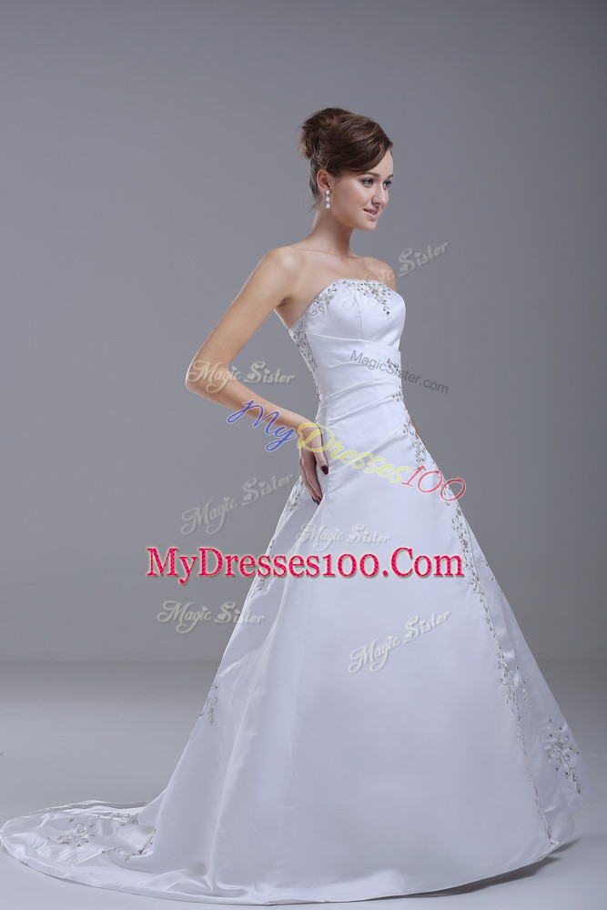 Glorious White Sleeveless Beading Lace Up Wedding Dresses