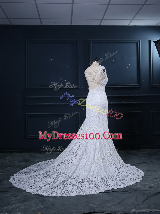 Cheap Sleeveless Lace Backless Wedding Gown with White Brush Train