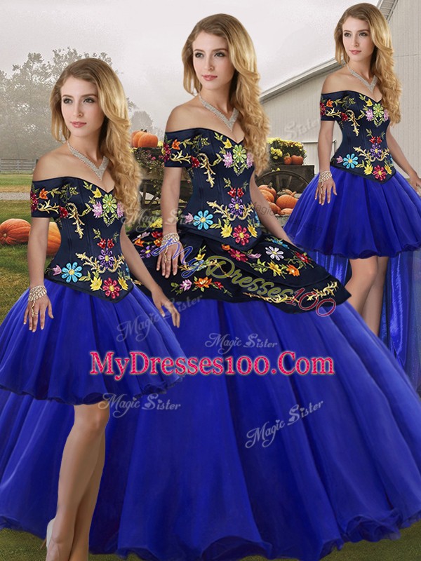 Custom Made Royal Blue Ball Gowns Tulle Off The Shoulder Sleeveless Embroidery Floor Length Lace Up Quince Ball Gowns