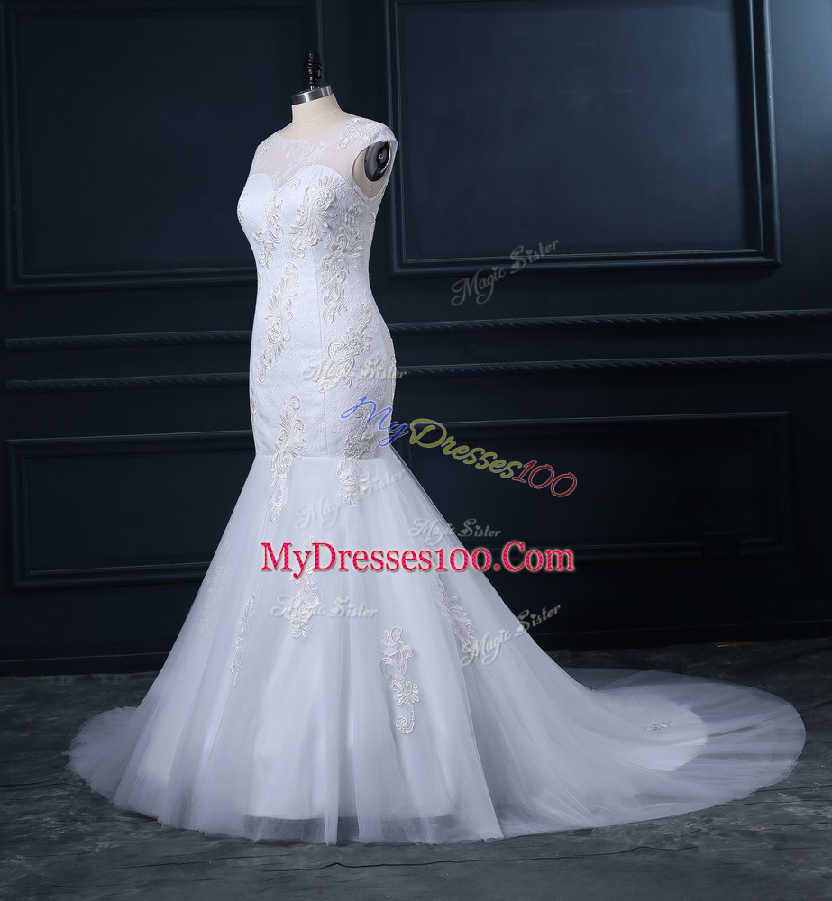 Modest White Mermaid Tulle Scoop Sleeveless Lace Clasp Handle Wedding Gowns Brush Train