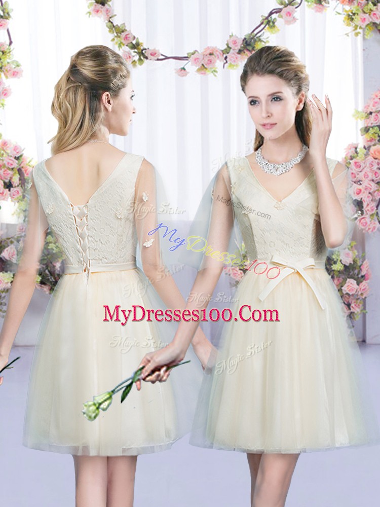 Mini Length Lace Up Bridesmaid Dress Champagne for Wedding Party with Lace and Bowknot
