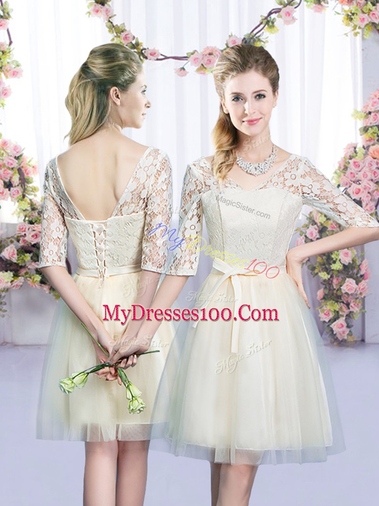 Mini Length Lace Up Bridesmaid Dress Champagne for Wedding Party with Lace and Bowknot
