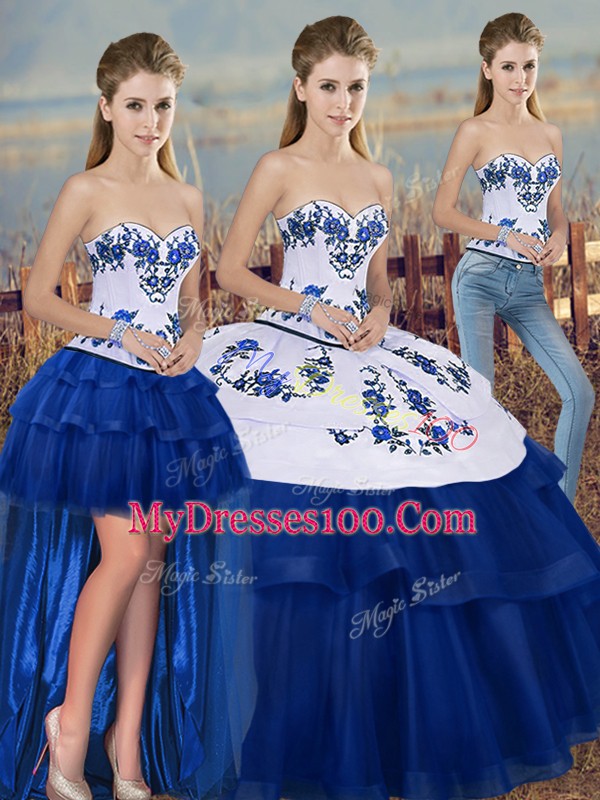 Fabulous Sweetheart Sleeveless Quinceanera Gowns Floor Length Embroidery and Bowknot Royal Blue Tulle