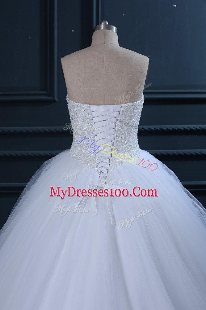 New Style White Sleeveless Tulle Brush Train Lace Up Wedding Dress for Wedding Party