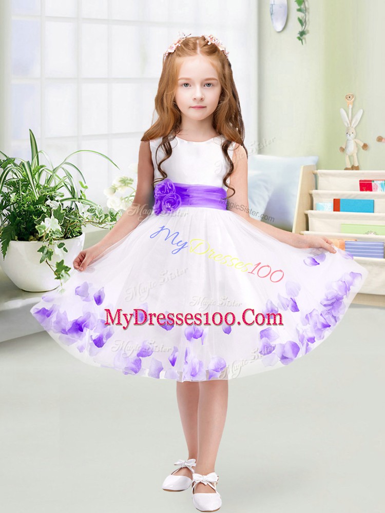Beauteous Scoop Sleeveless Flower Girl Dress Knee Length Appliques and Belt White Tulle