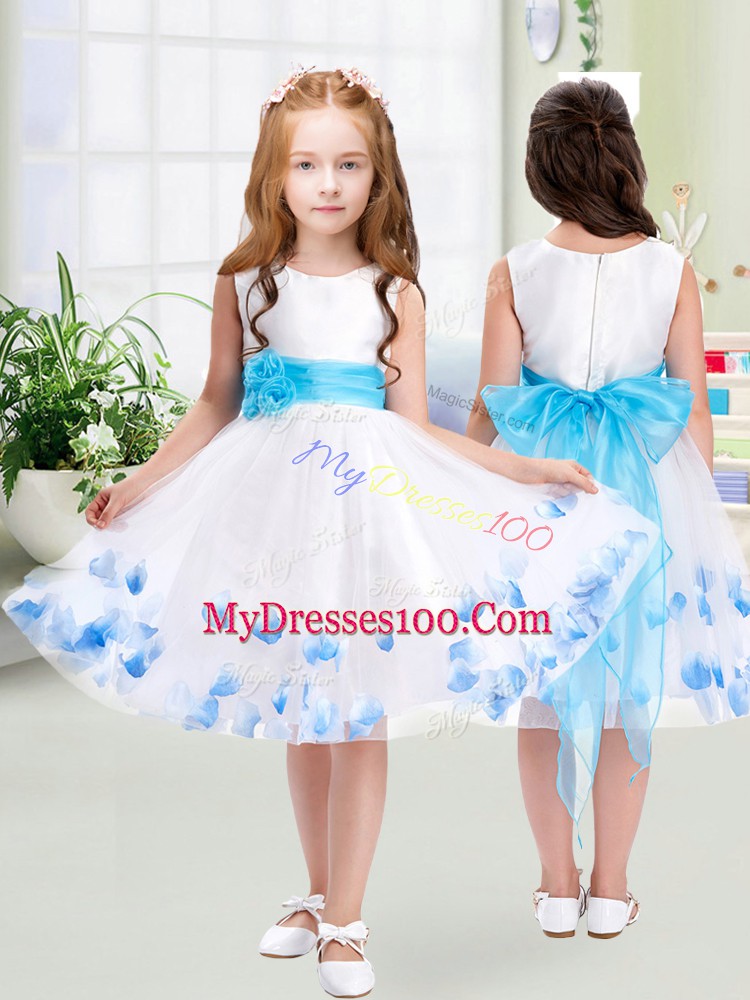 Beautiful White Toddler Flower Girl Dress Wedding Party with Appliques and Belt Scoop Sleeveless Zipper