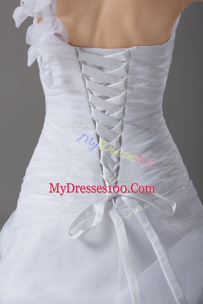 White Sleeveless Organza Brush Train Lace Up Wedding Gown for Wedding Party