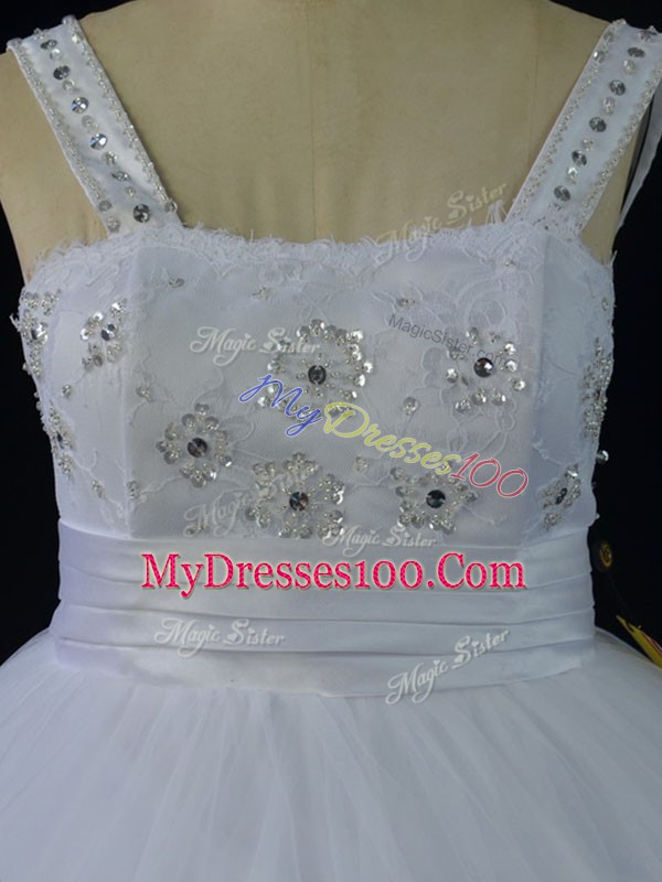Tulle Straps Sleeveless Lace Up Beading and Appliques Quinceanera Gowns in White