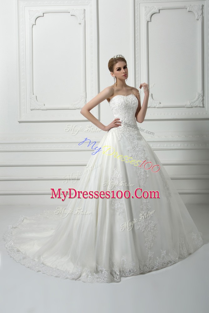 Artistic Court Train Ball Gowns Wedding Gowns White Sweetheart Tulle Sleeveless Lace Up