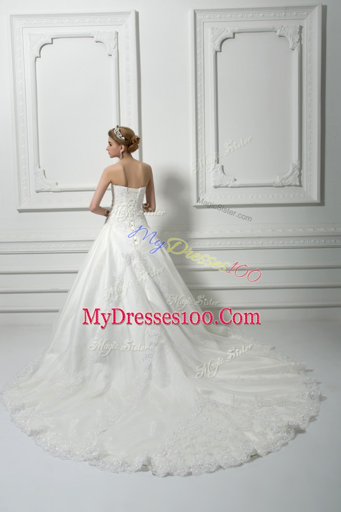 Artistic Court Train Ball Gowns Wedding Gowns White Sweetheart Tulle Sleeveless Lace Up