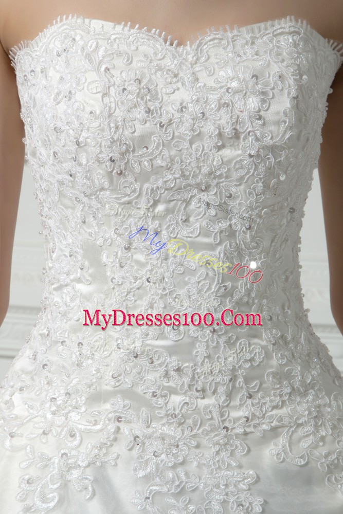 Artistic Court Train Ball Gowns Wedding Gowns White Sweetheart Tulle Sleeveless Lace Up