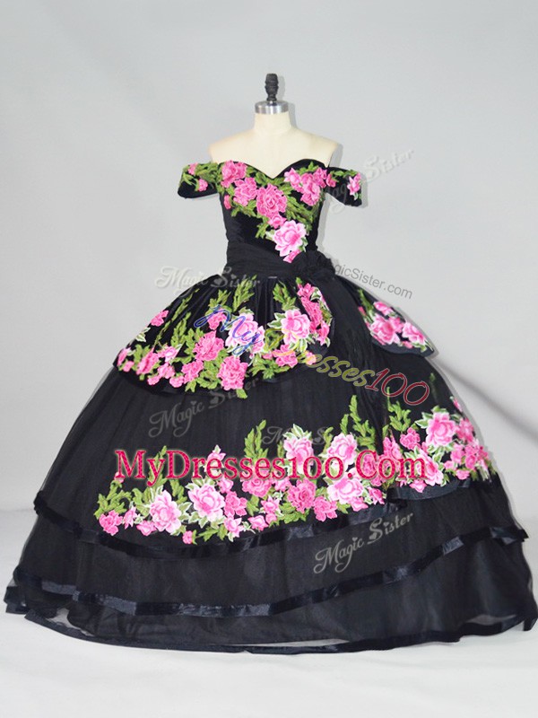 Black Tulle Lace Up Off The Shoulder Sleeveless Quinceanera Dresses Brush Train Embroidery