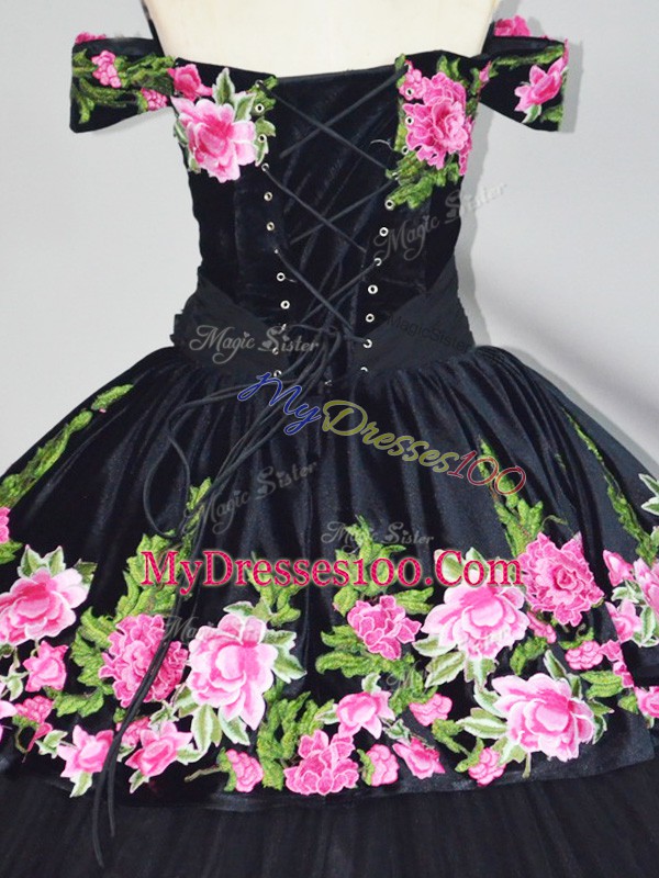 Black Tulle Lace Up Off The Shoulder Sleeveless Quinceanera Dresses Brush Train Embroidery