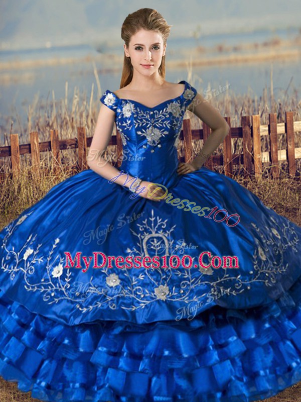 Customized Royal Blue Ball Gowns Off The Shoulder Sleeveless Satin and Organza Floor Length Lace Up Beading and Ruffles Quinceanera Gown