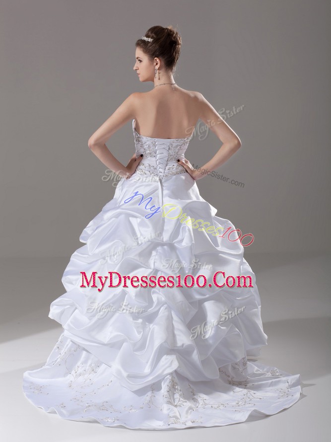 Luxurious White Ball Gowns Taffeta Strapless Sleeveless Beading and Embroidery and Pick Ups Lace Up Wedding Dress Brush Train