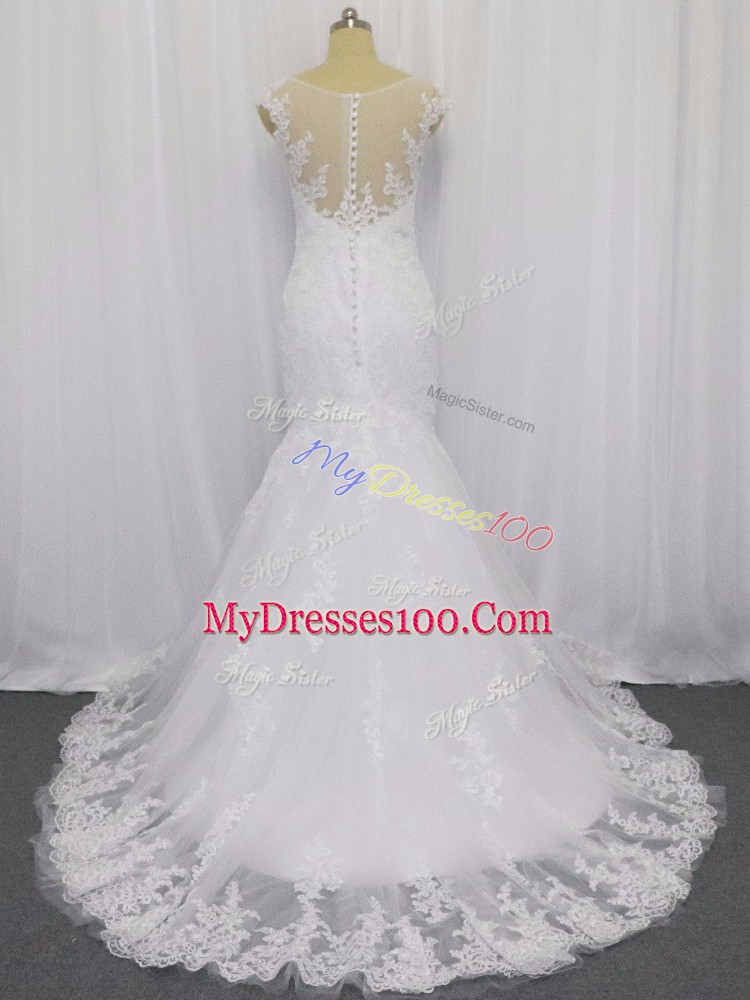Fantastic White Clasp Handle Bridal Gown Lace Sleeveless Brush Train