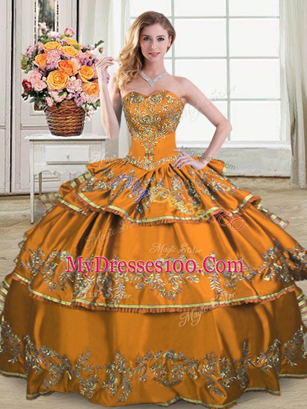 Custom Fit Floor Length Lace Up Wedding Party Dress Brown for Sweet 16 and Quinceanera with Embroidery and Ruffled Layers