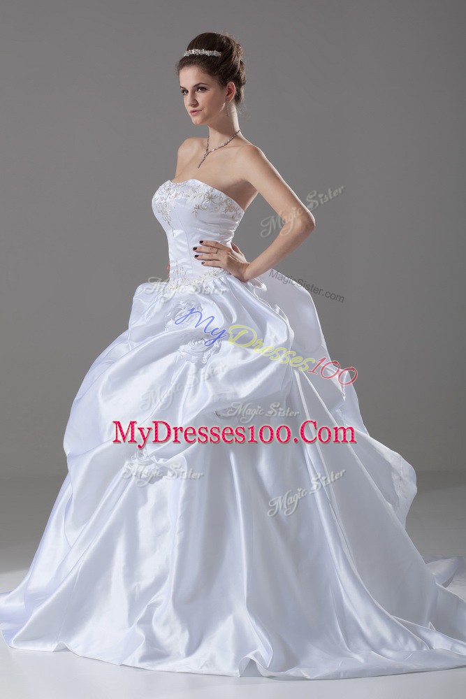 Deluxe White Wedding Dresses Taffeta Brush Train Sleeveless Embroidery and Pick Ups and Hand Made Flower