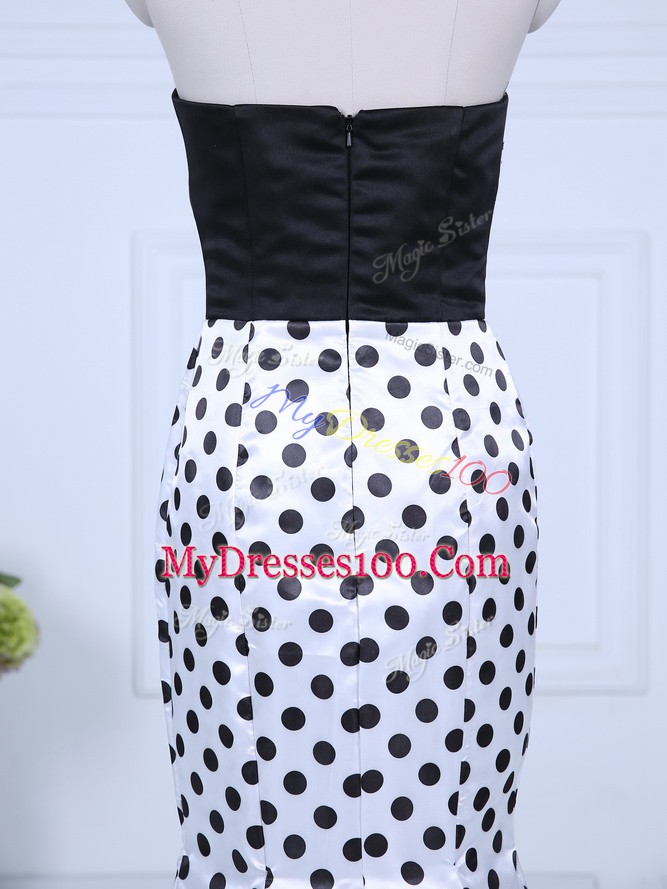 White And Black Printed Zipper Sweetheart Sleeveless Prom Dress Brush Train Lace
