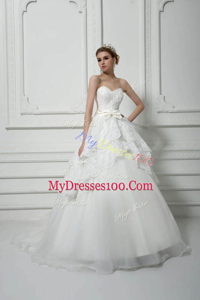 Unique Lace Up Bridal Gown White for Wedding Party with Beading and Lace and Bowknot Brush Train