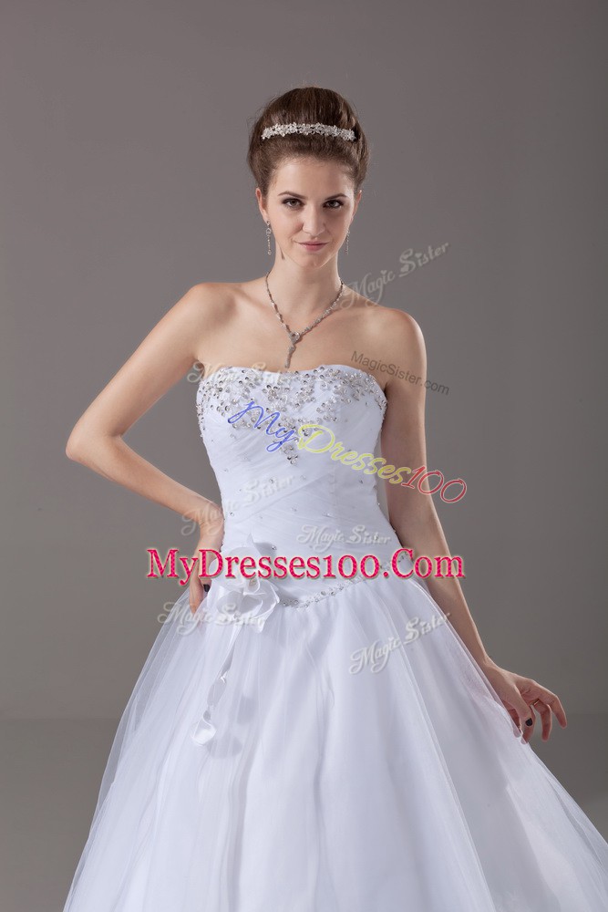 Best White Sweetheart Neckline Beading and Hand Made Flower Wedding Gown Sleeveless Lace Up