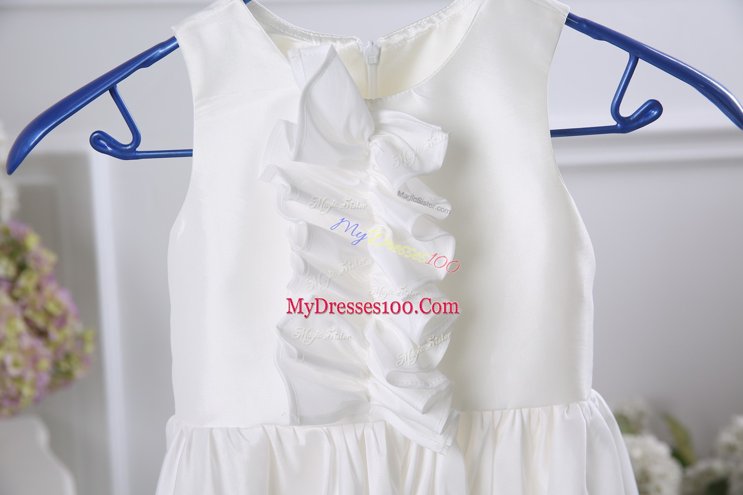 Beautiful White Sleeveless Satin Zipper Flower Girl Dresses for Wedding Party