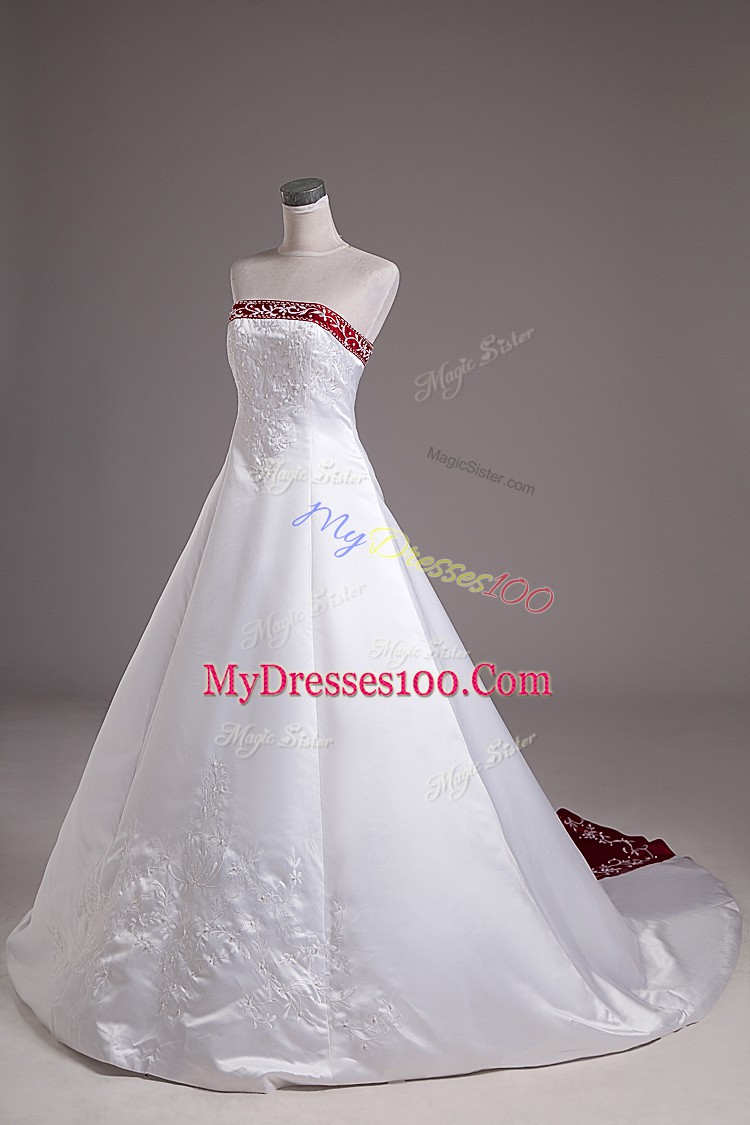 Fine Brush Train Ball Gowns Wedding Dresses White Strapless Satin Sleeveless Lace Up