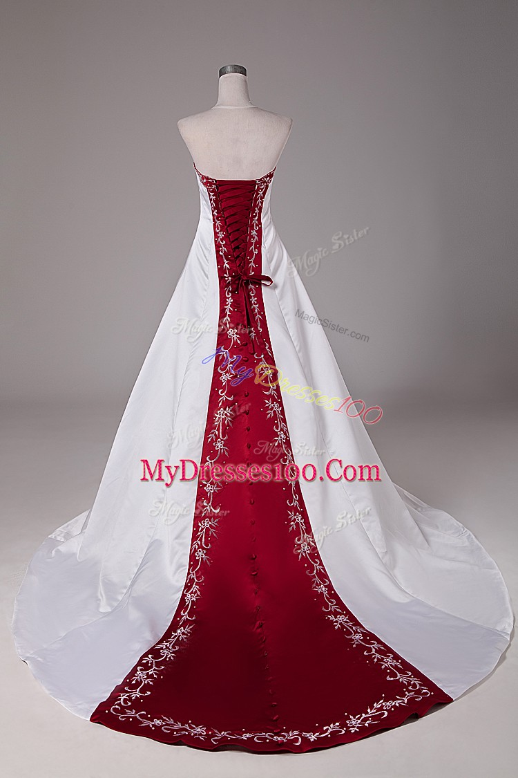 Fine Brush Train Ball Gowns Wedding Dresses White Strapless Satin Sleeveless Lace Up
