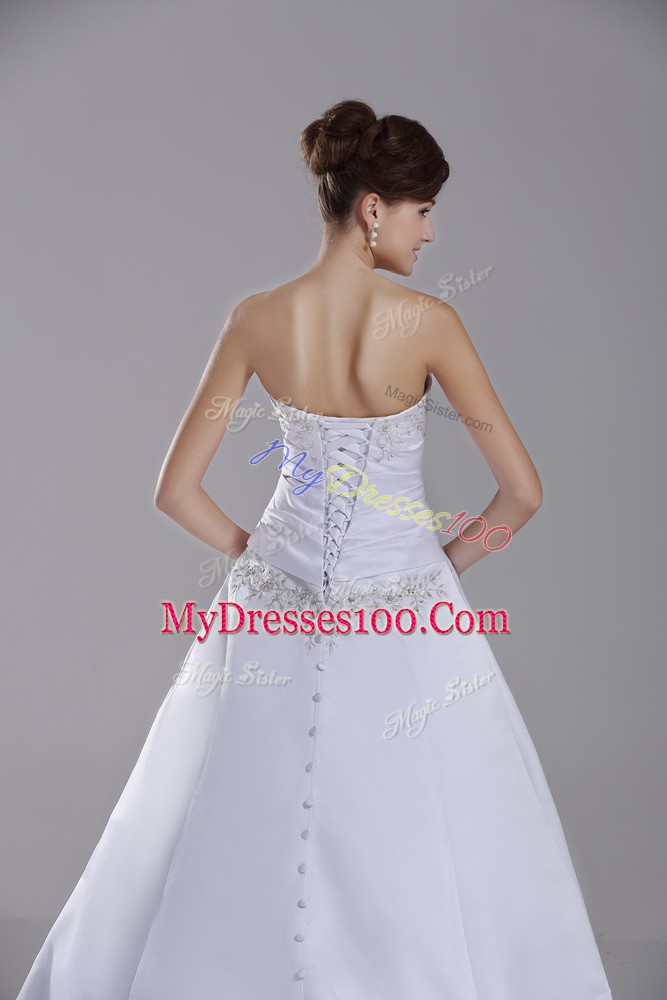 Custom Design White Ball Gowns Strapless Sleeveless Taffeta Brush Train Lace Up Embroidery Wedding Dresses