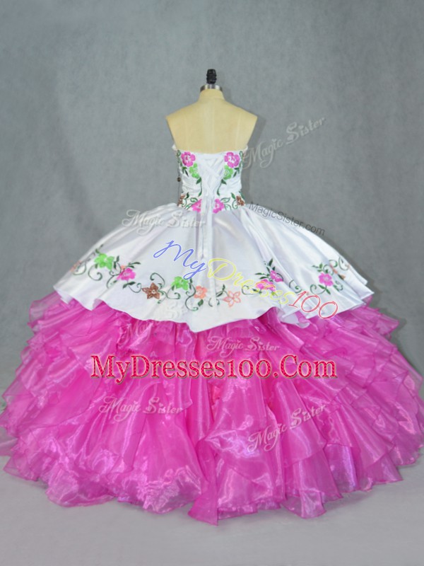 Sweetheart Sleeveless Quince Ball Gowns Floor Length Embroidery and Ruffles Lilac Organza