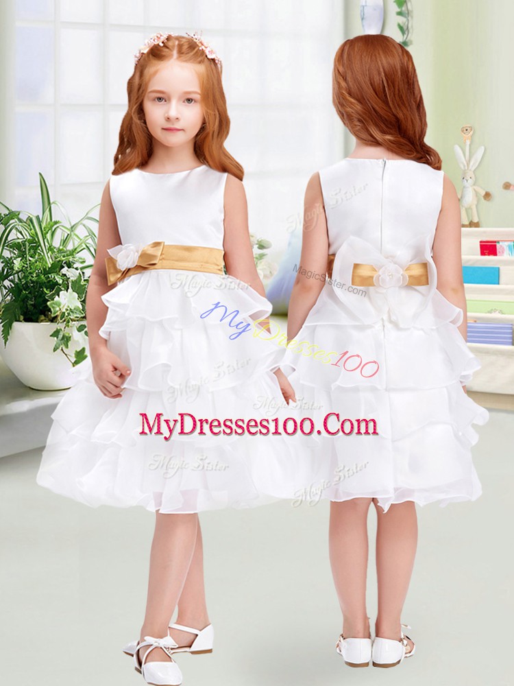 Elegant White Empire Scoop Sleeveless Organza Knee Length Zipper Ruffled Layers and Bowknot Flower Girl Dress
