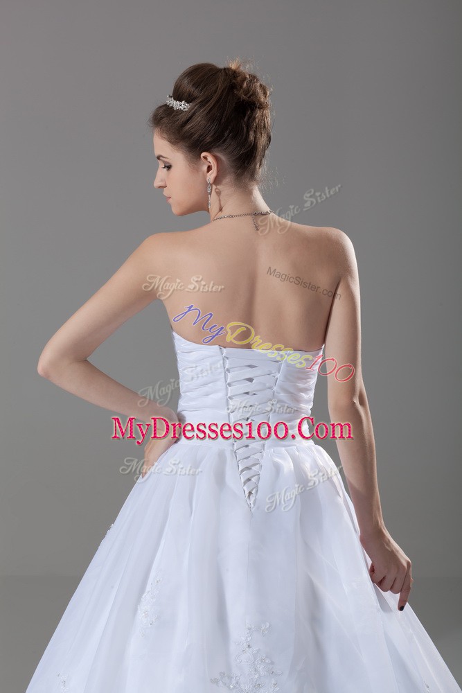 Sleeveless Tulle Brush Train Lace Up Wedding Gowns in White with Beading and Lace