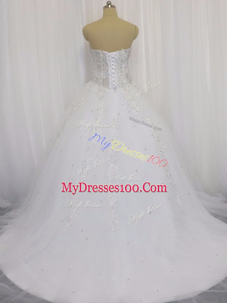 Popular White Ball Gowns Tulle Sweetheart Sleeveless Beading and Appliques Lace Up Wedding Dresses Court Train