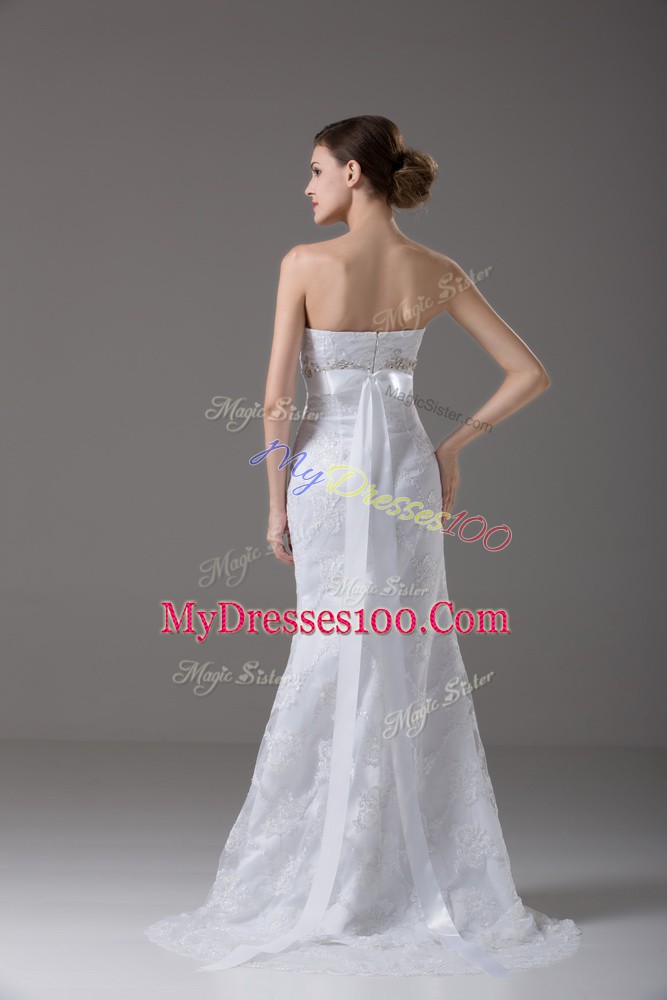 Zipper Wedding Gown White for Wedding Party with Beading and Lace and Belt Brush Train