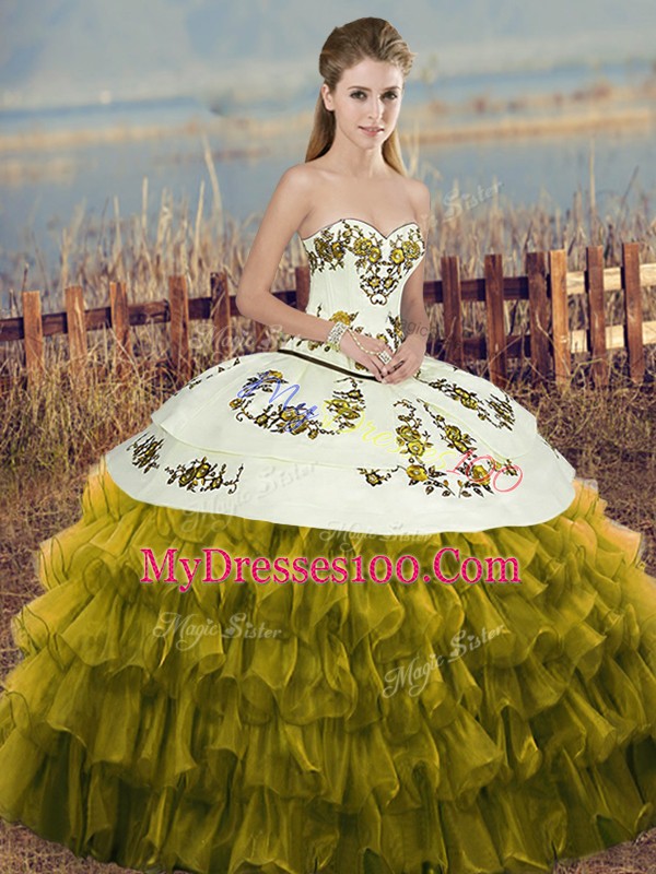 Ball Gowns Ball Gown Prom Dress Olive Green Sweetheart Organza Sleeveless Floor Length Lace Up