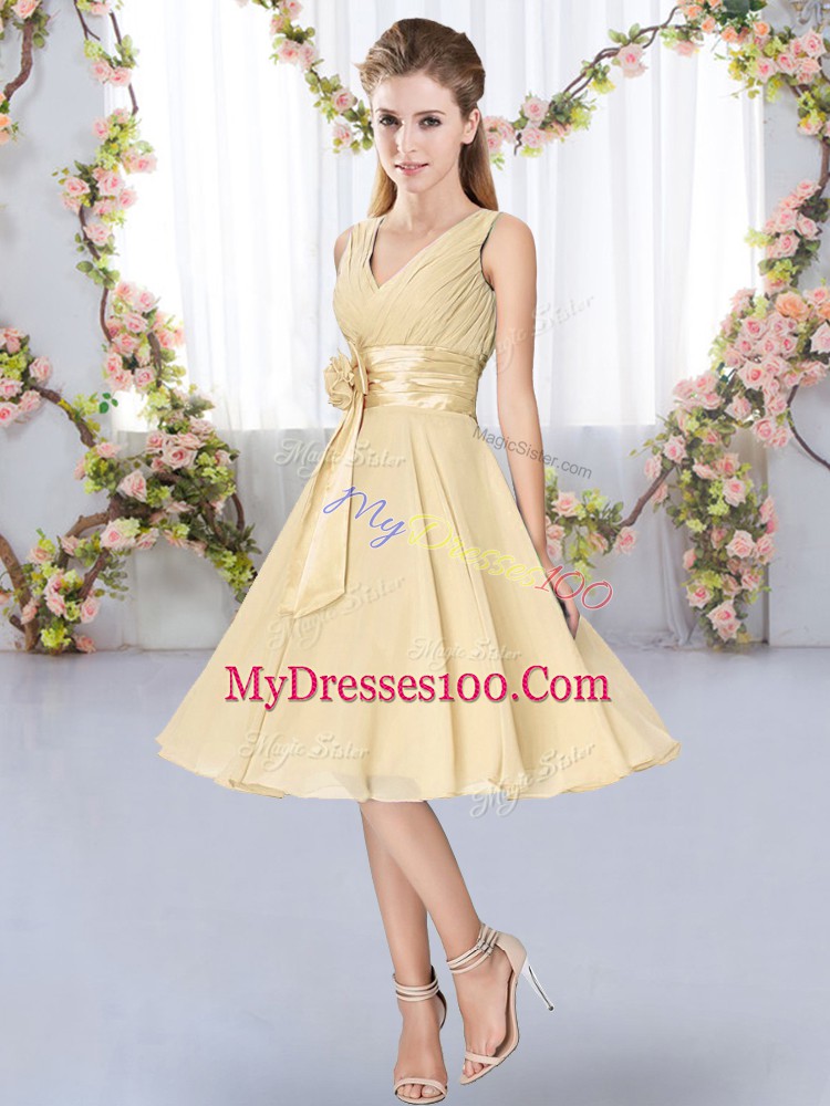 V-neck Sleeveless Dama Dress for Quinceanera Knee Length Hand Made Flower Champagne Chiffon