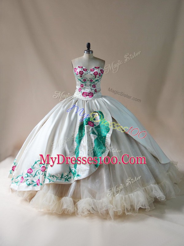 Romantic Champagne Sleeveless Embroidery Floor Length Quinceanera Gowns