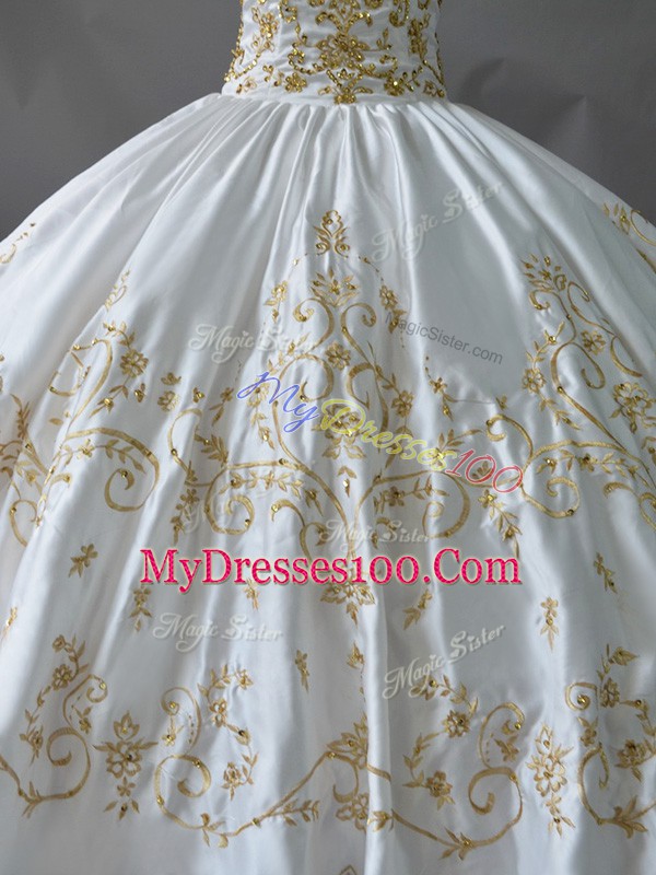 Customized Ball Gowns Vestidos de Quinceanera White Sweetheart Satin Sleeveless Floor Length Lace Up