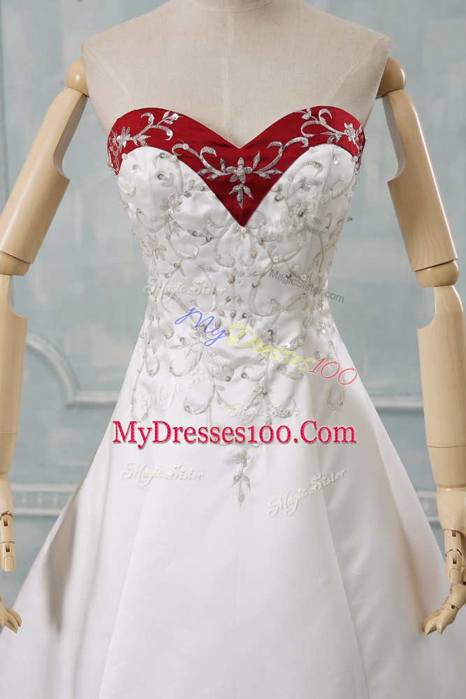 White Sweetheart Lace Up Beading and Embroidery Wedding Gowns Brush Train Sleeveless