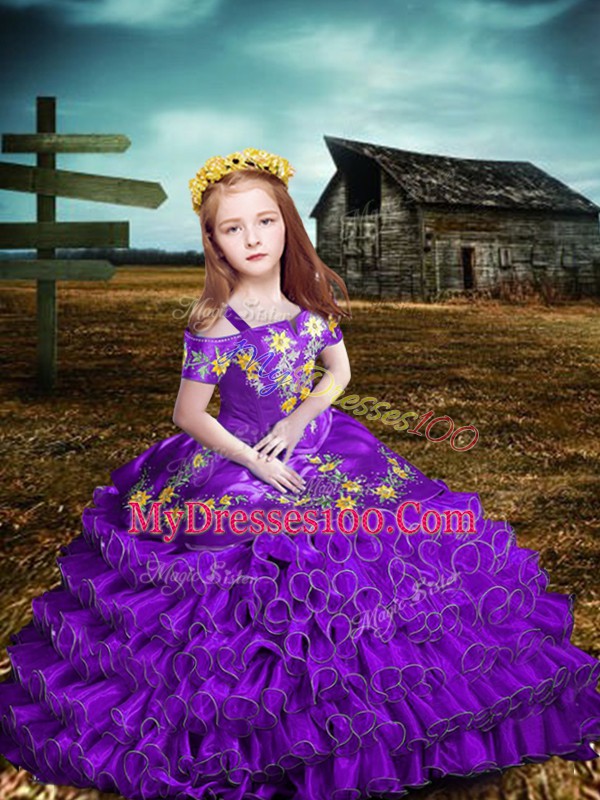 Customized Short Sleeves Embroidery and Ruffled Layers Lace Up Little Girl Pageant Gowns