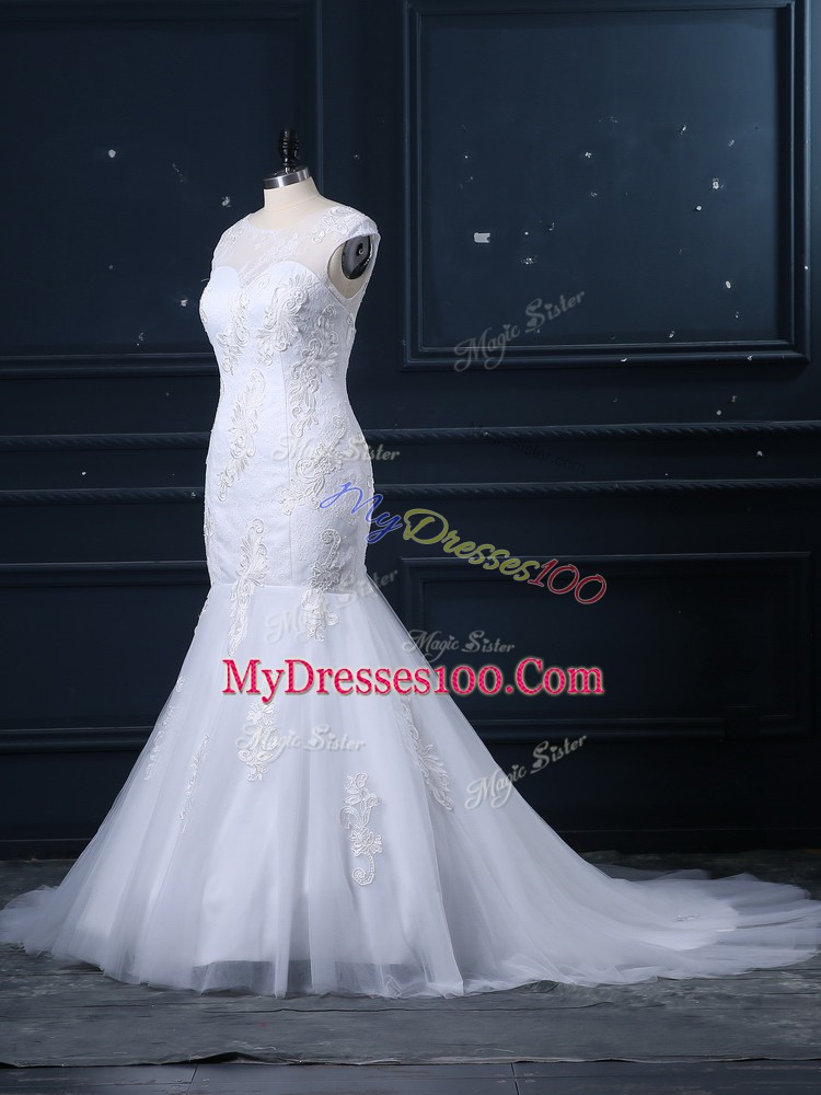 Spectacular White Clasp Handle Scoop Lace Wedding Gowns Tulle Sleeveless Brush Train