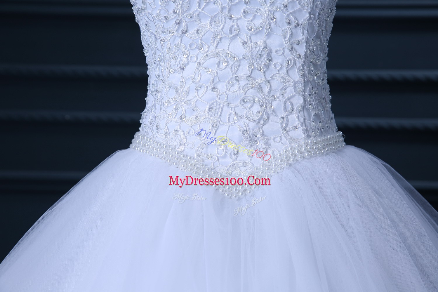 Sleeveless Lace Up Floor Length Beading and Lace Wedding Dress