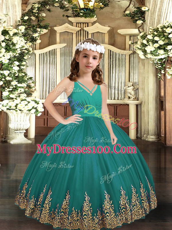 Sleeveless Embroidery Zipper Little Girls Pageant Gowns
