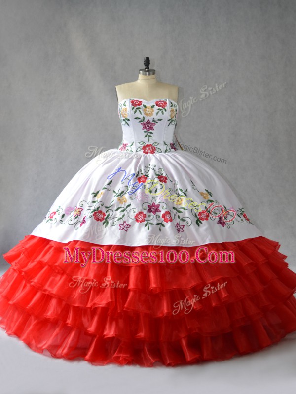 Pretty White And Red Organza Lace Up Sweetheart Sleeveless Floor Length Quinceanera Dress Embroidery and Ruffled Layers