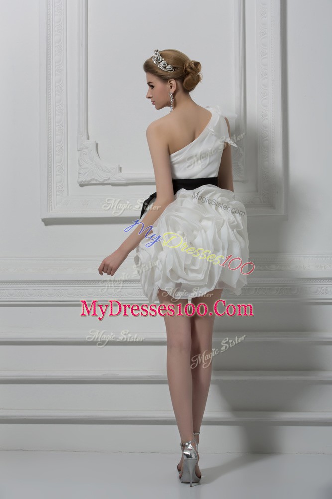 Exceptional Sleeveless Fabric With Rolling Flowers Mini Length Side Zipper Wedding Gown in White with Belt and Hand Made Flower
