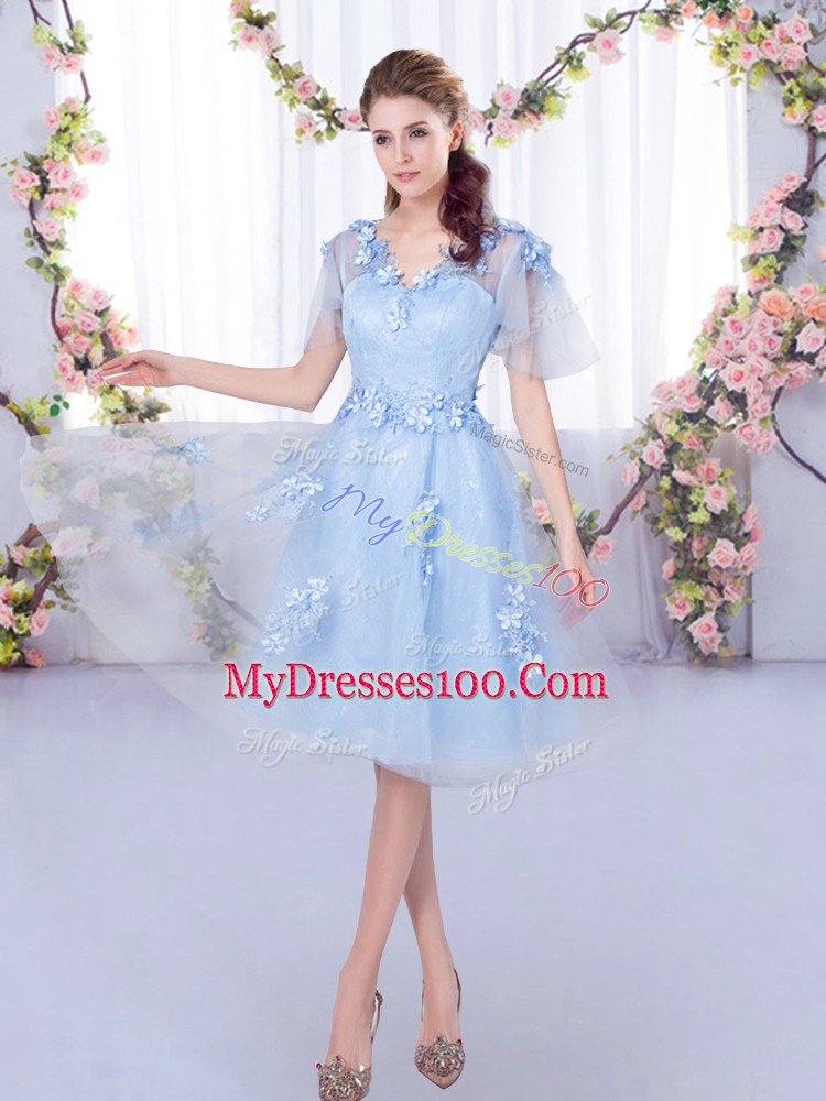 Classical Tulle V-neck Short Sleeves Lace Up Appliques Bridesmaid Dress in Light Blue