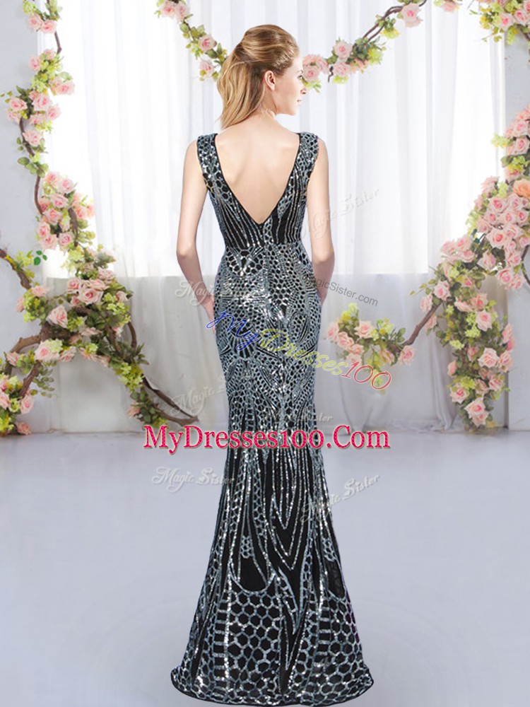 Sumptuous Sleeveless Floor Length Backless Bridesmaid Dress in Black with Sequins