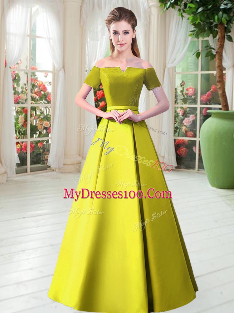 Flare Yellow Green Lace Up Off The Shoulder Belt Prom Dress Satin Short Sleeves