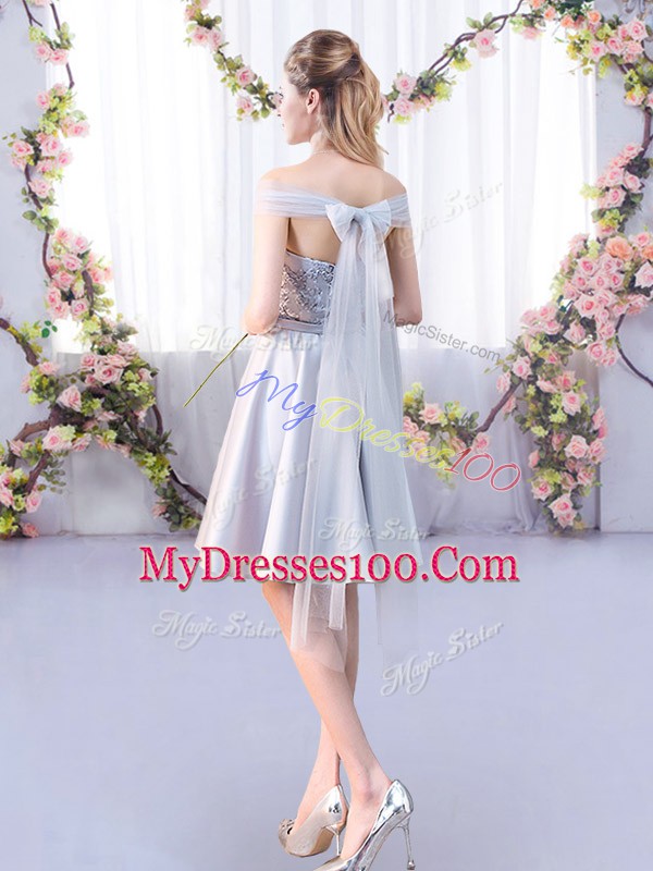 Modern Silver Satin Lace Up Wedding Party Dress Sleeveless Knee Length Lace